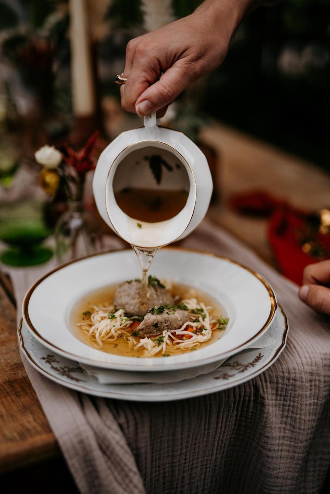 מלון Korouhev Restaurant A Penzion Na Cechach מראה חיצוני תמונה